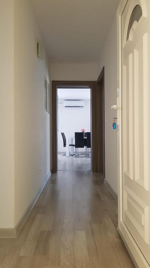 Apartman Luma Baska Voda Luaran gambar