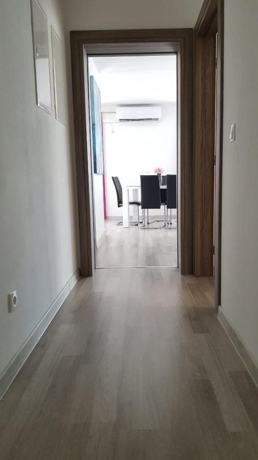 Apartman Luma Baska Voda Luaran gambar