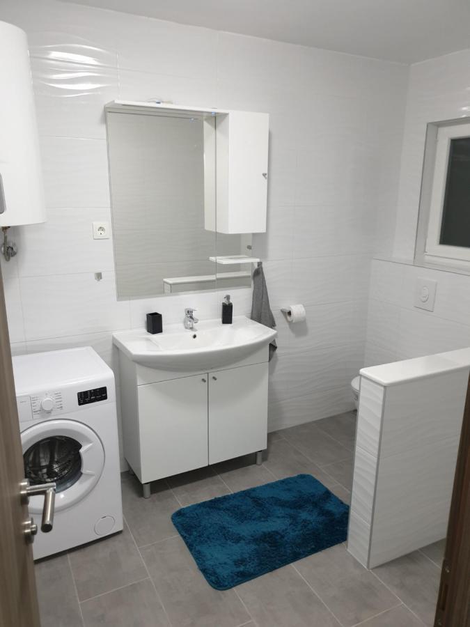 Apartman Luma Baska Voda Luaran gambar